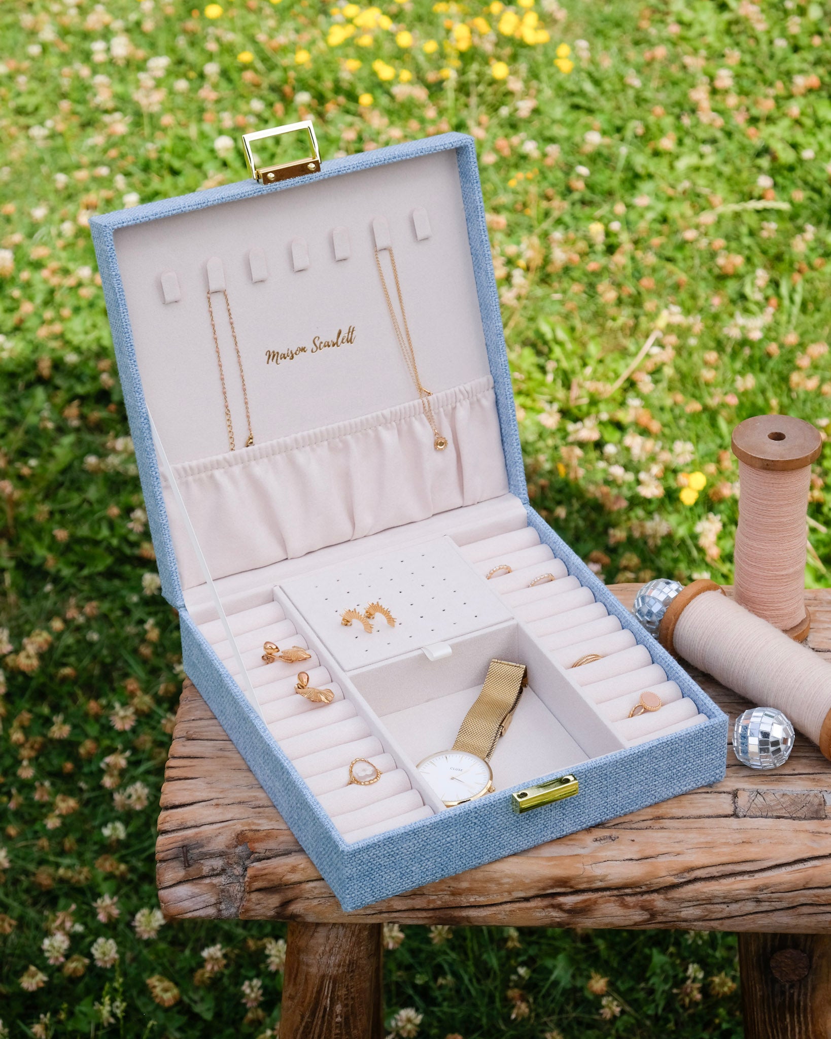 Anne linen effect jewelry box