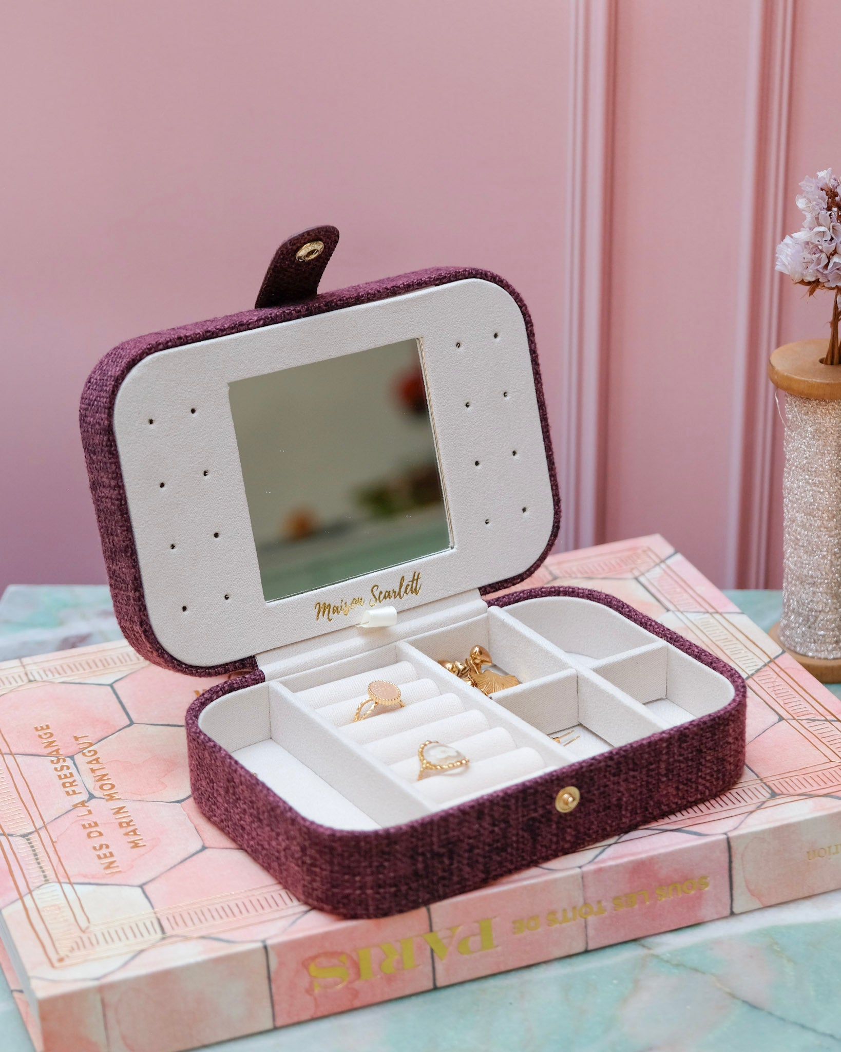 Brigitte linen effect travel jewelry box