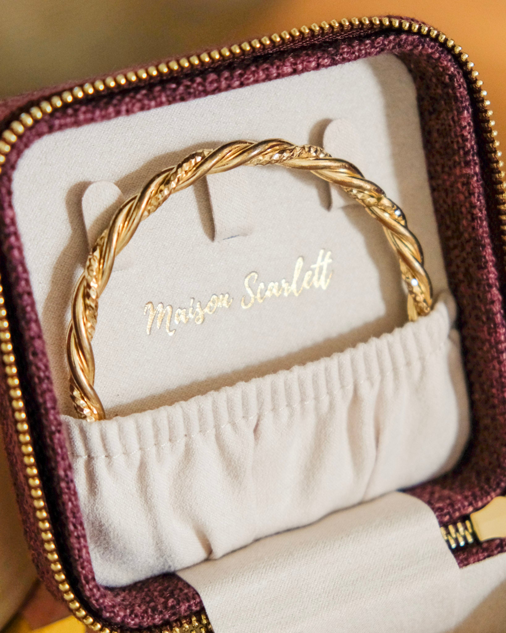 Corinne linen effect travel jewelry box