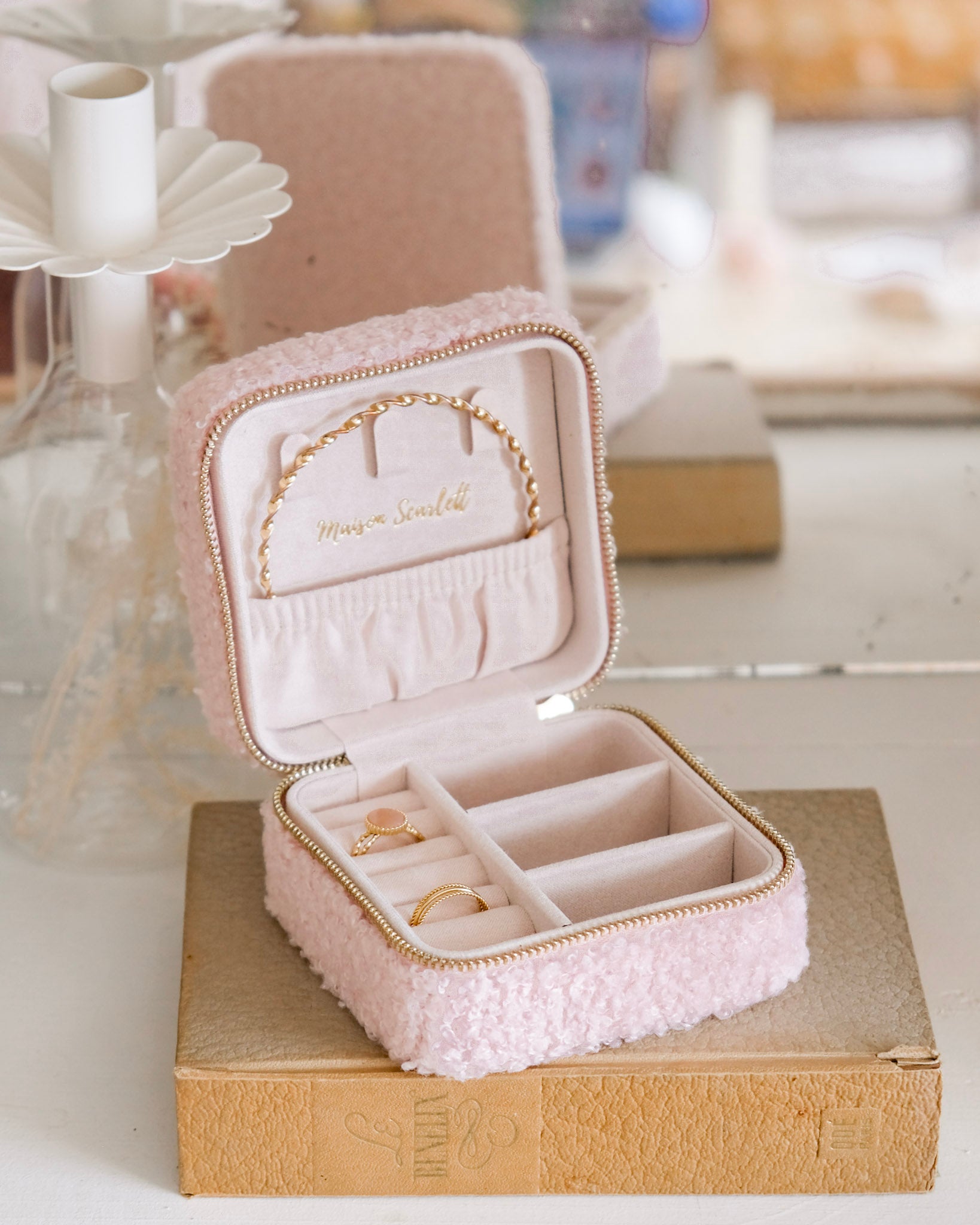 Boîte à bijoux de voyage Corinne en moumoute