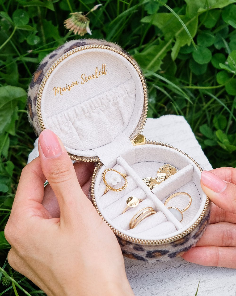 Yvonne leopard travel jewelry box