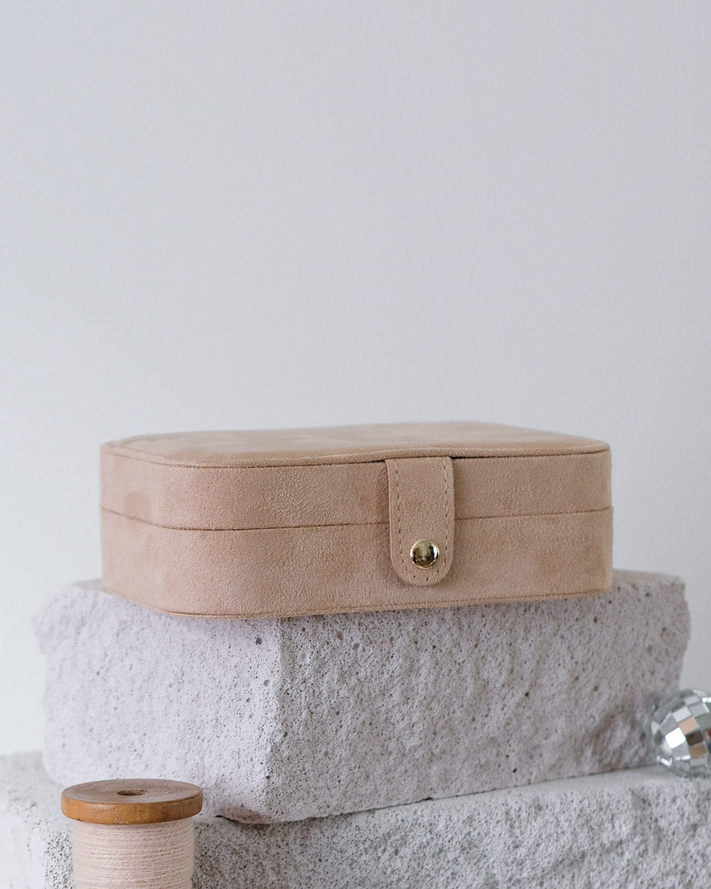 Brigitte velvet travel jewelry box