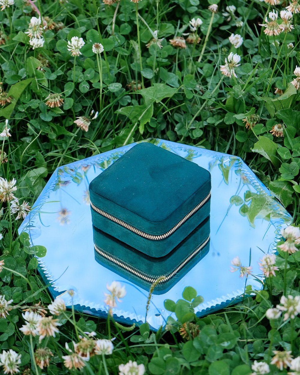 Corinne Samt-Reiseschmuckkästchen