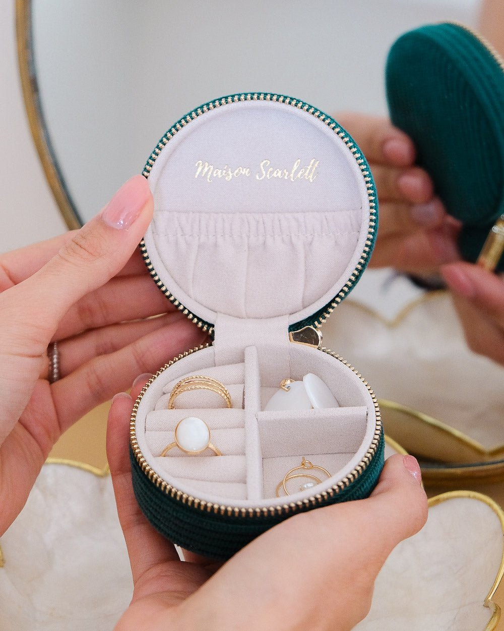 Yvonne corduroy travel jewelry box