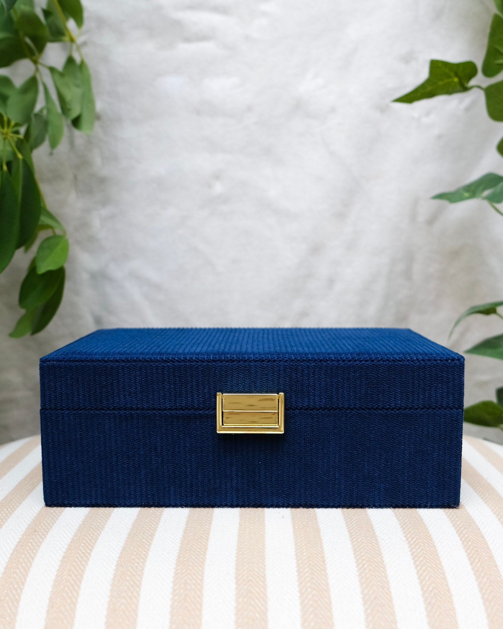 Boîte à bijoux Louise en velours côtelé