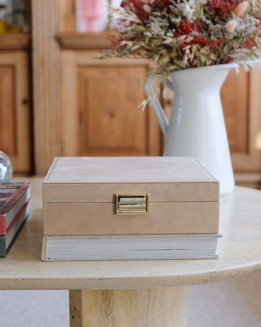 Anne velvet jewelry box