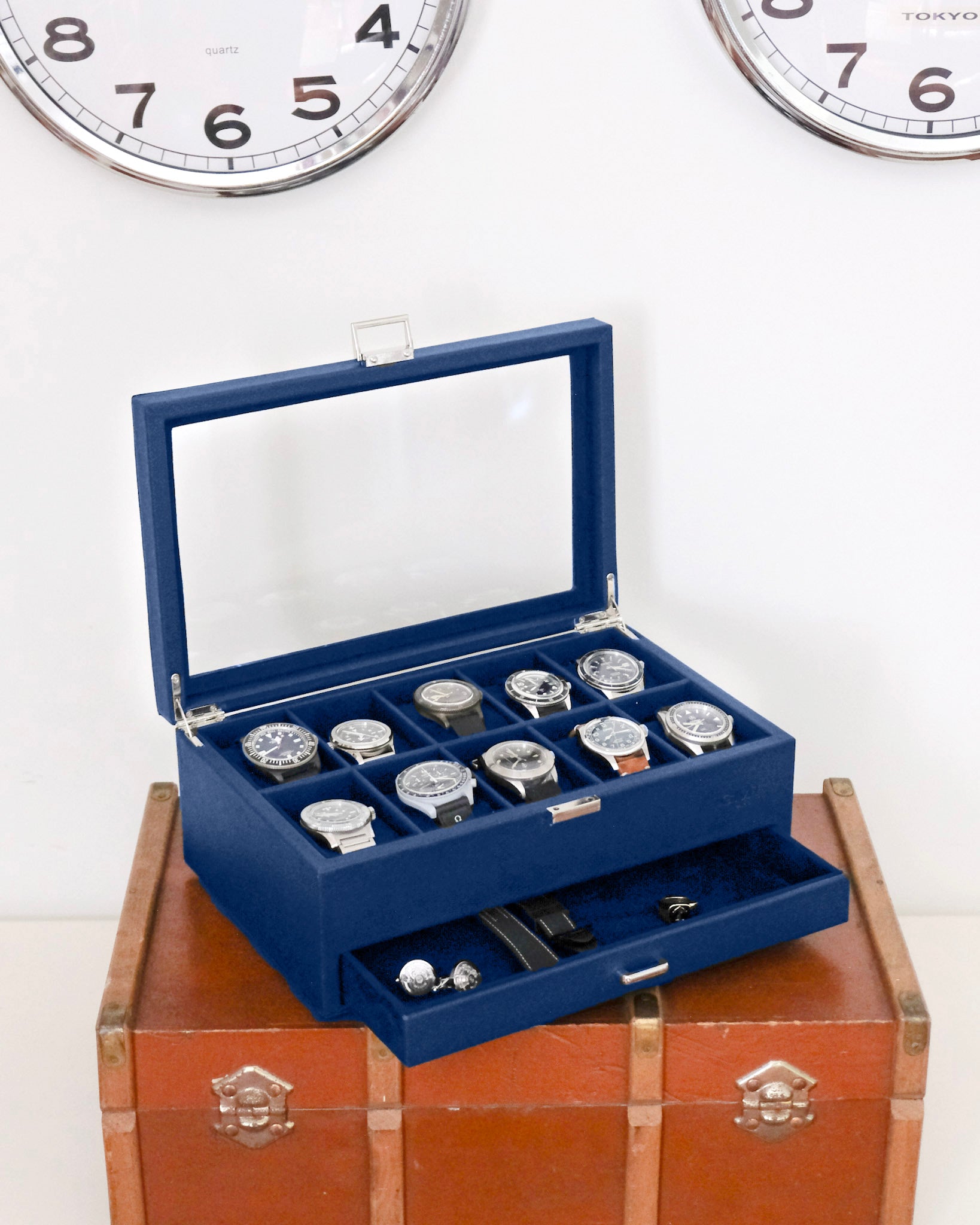 boite à montre bleu avec 10 emplacements pour montre et un tiroir