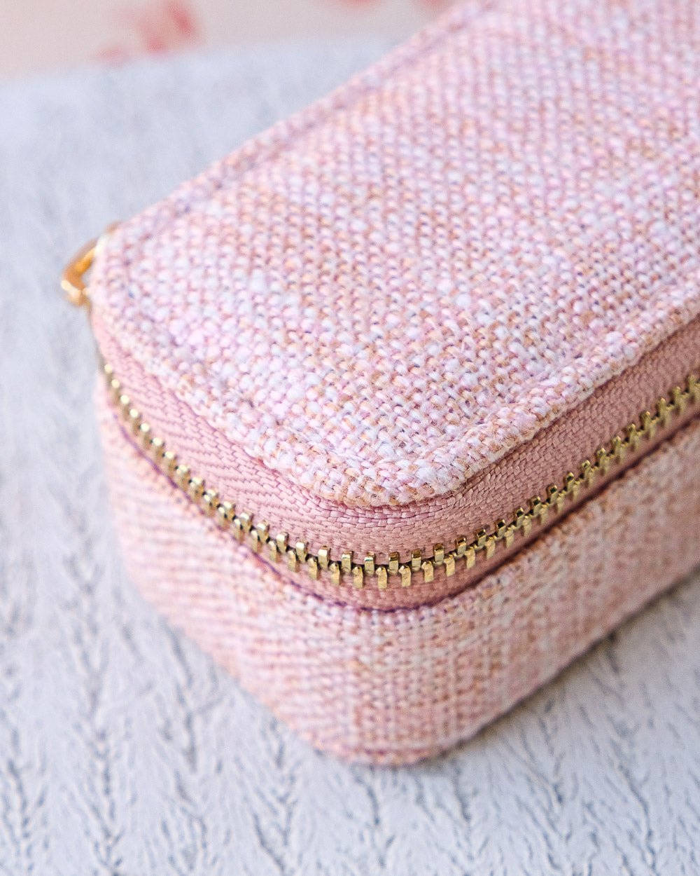 Marie linen effect mini travel jewelry box