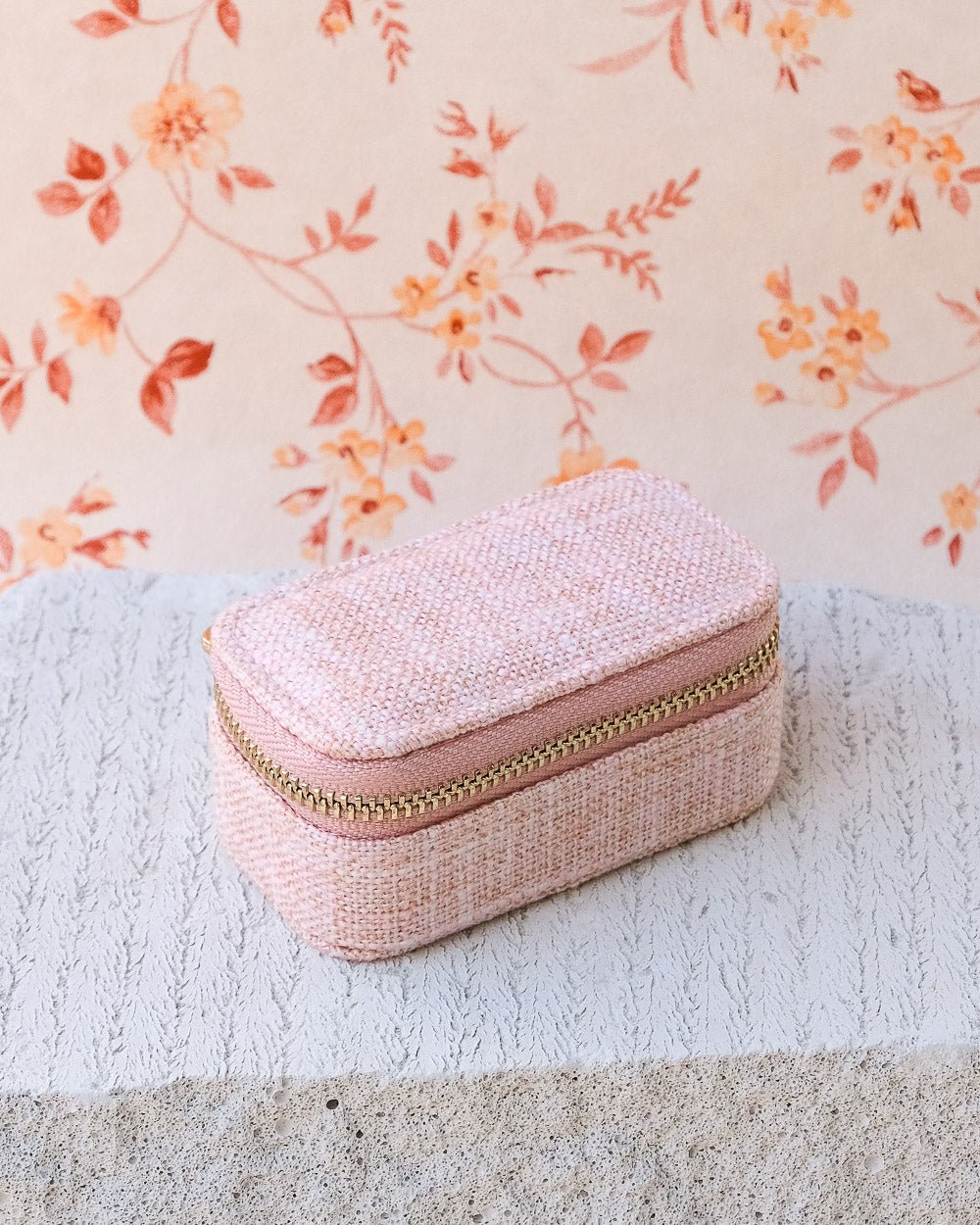 Marie linen effect mini travel jewelry box