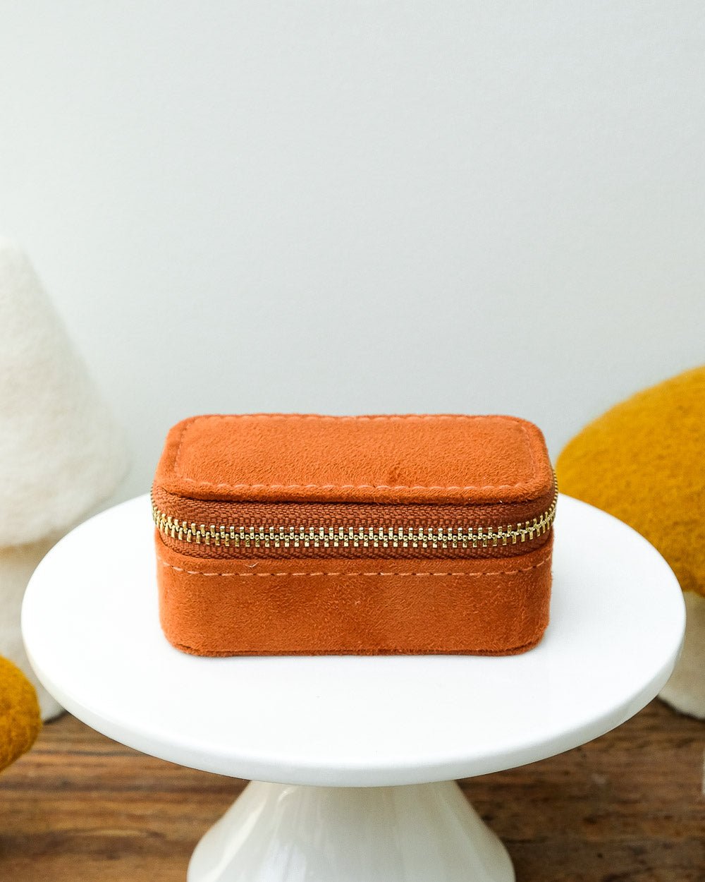 Marie velvet mini travel jewelry box