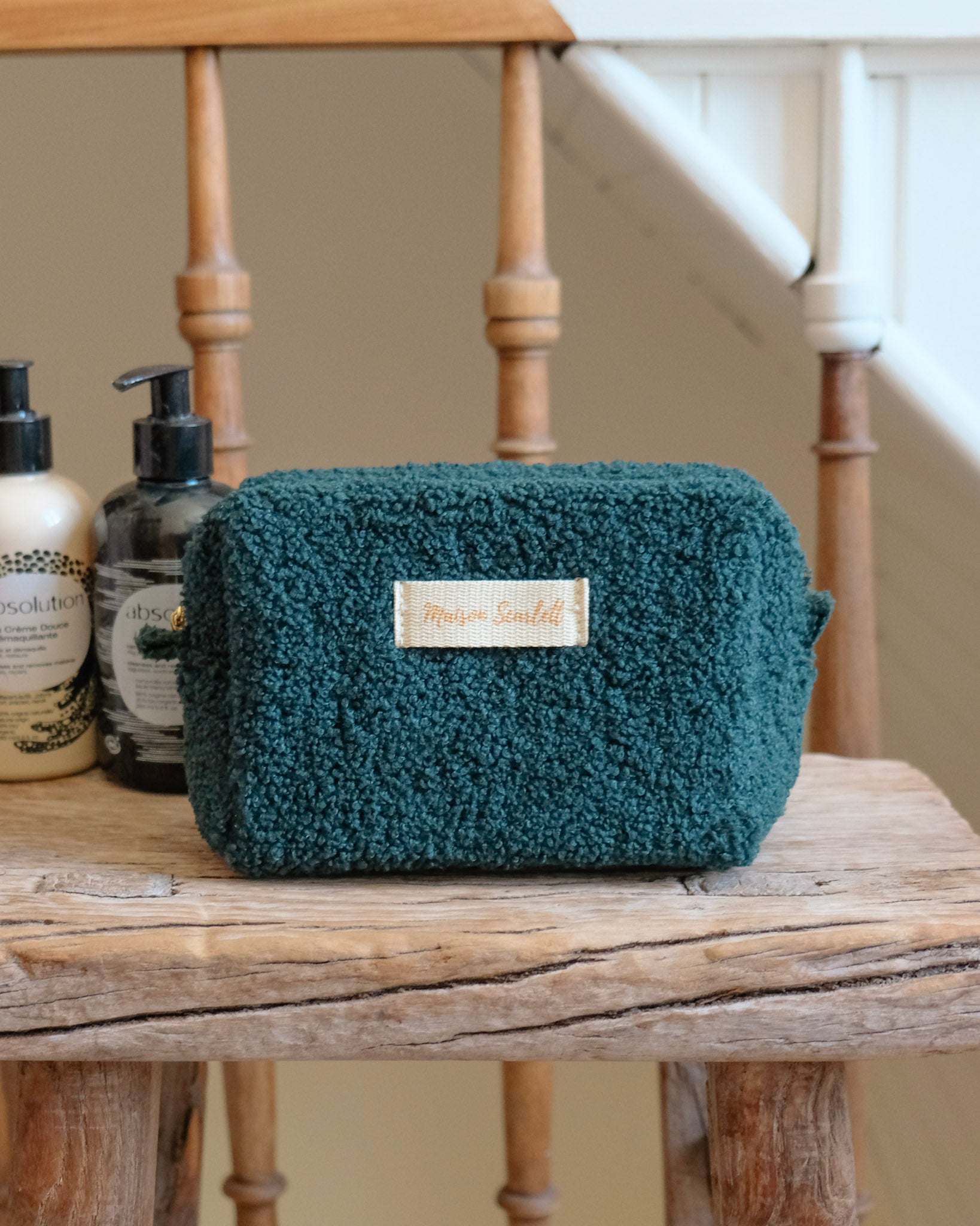 Charlotte teddy toiletry bag