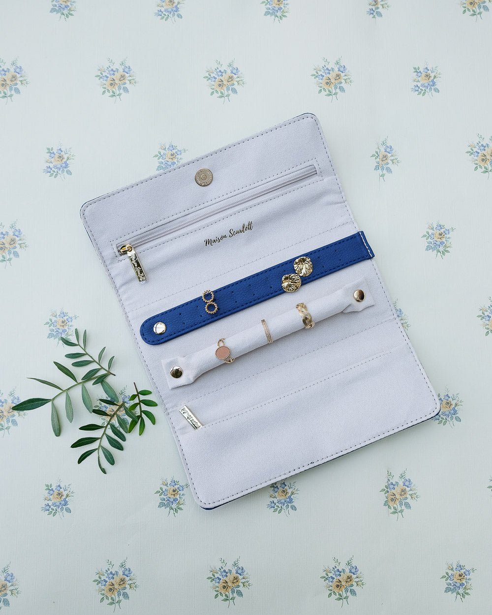 Catherine PU leather travel jewelry pouch