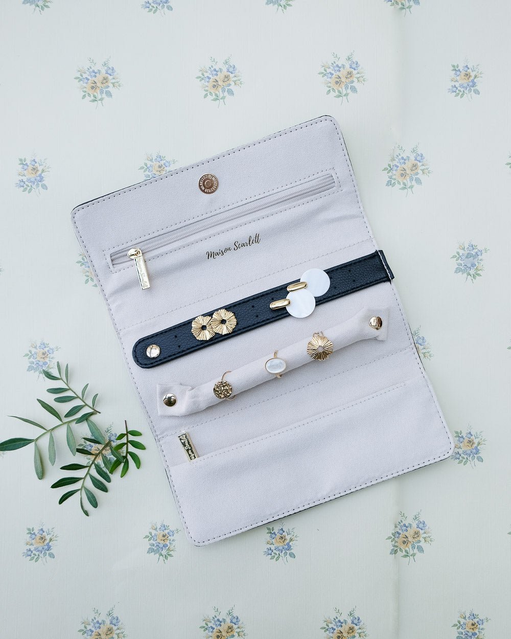 Catherine PU leather travel jewelry pouch