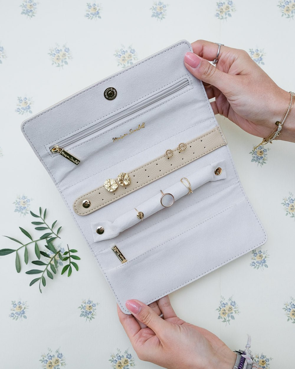 Catherine PU leather travel jewelry pouch