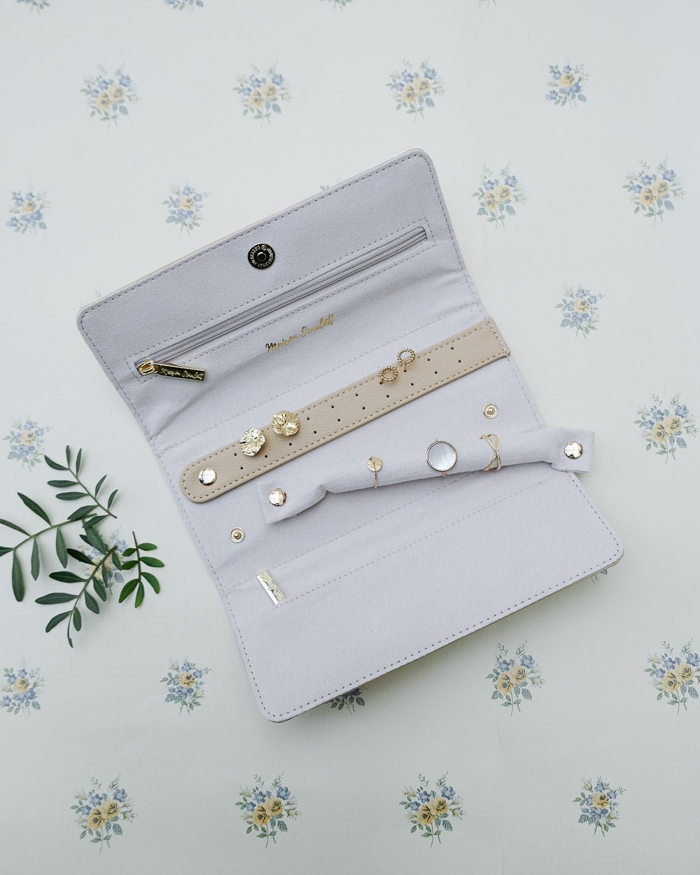 Catherine PU leather travel jewelry pouch