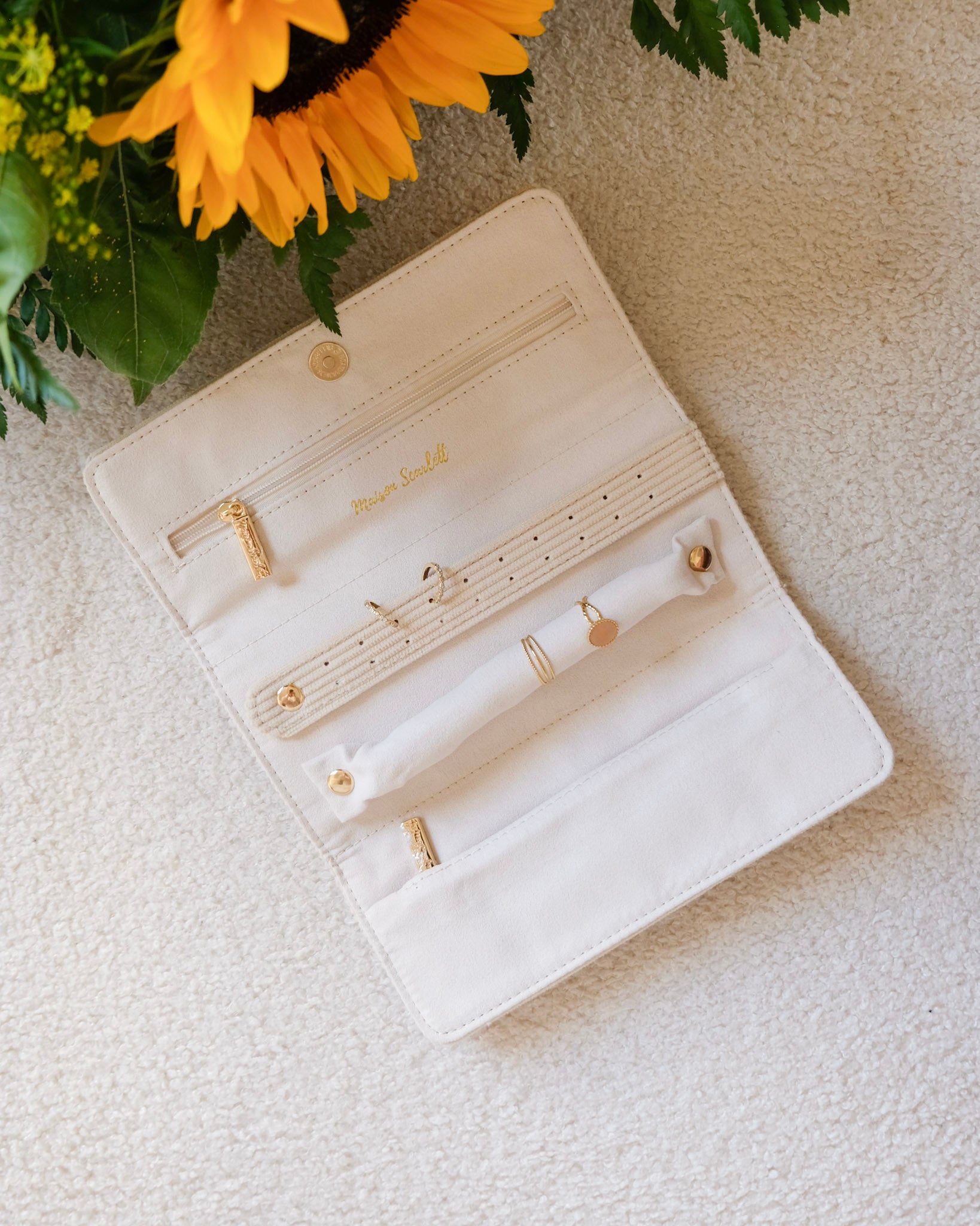 Pochette à bijoux Catherine en velours côtelé