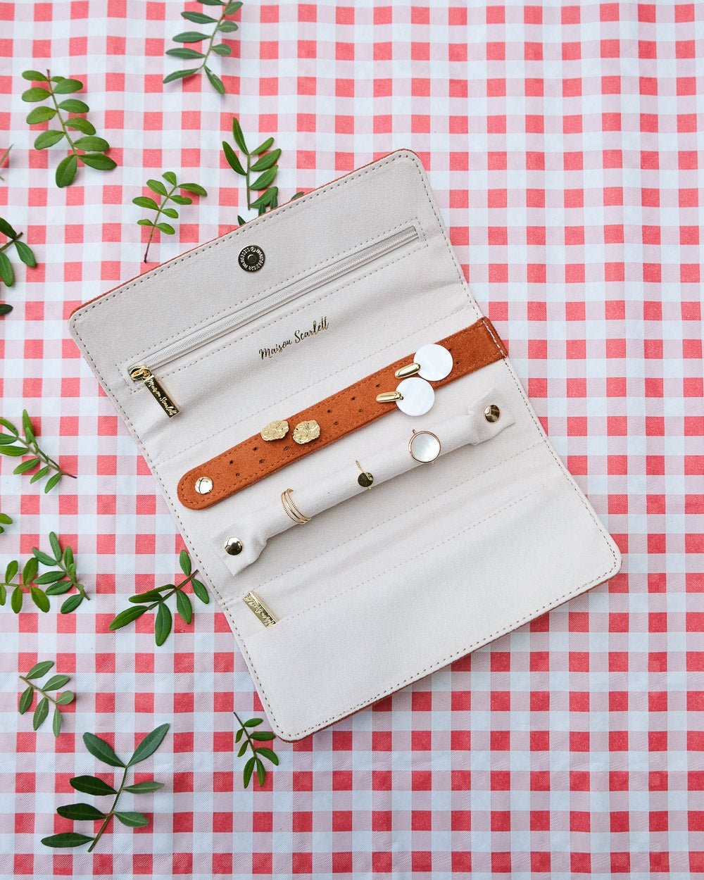 Catherine velvet travel jewelry pouch