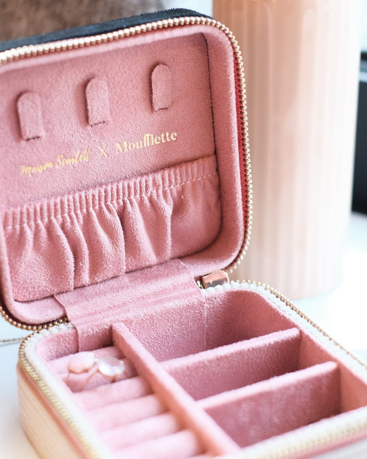 Boîte à bijoux de voyage Corinne Mouflette x Maison Scarlett