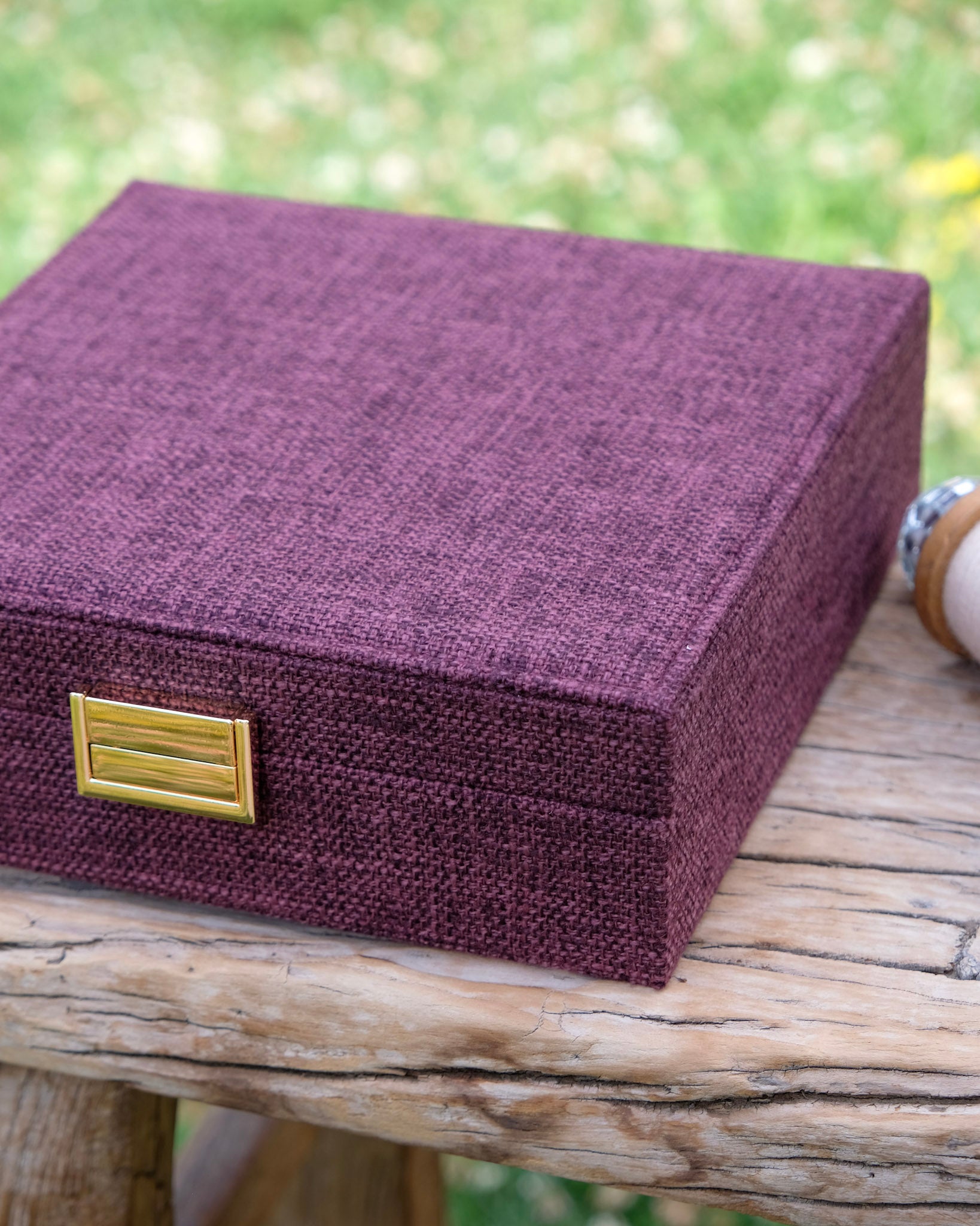 Anne linen effect jewelry box