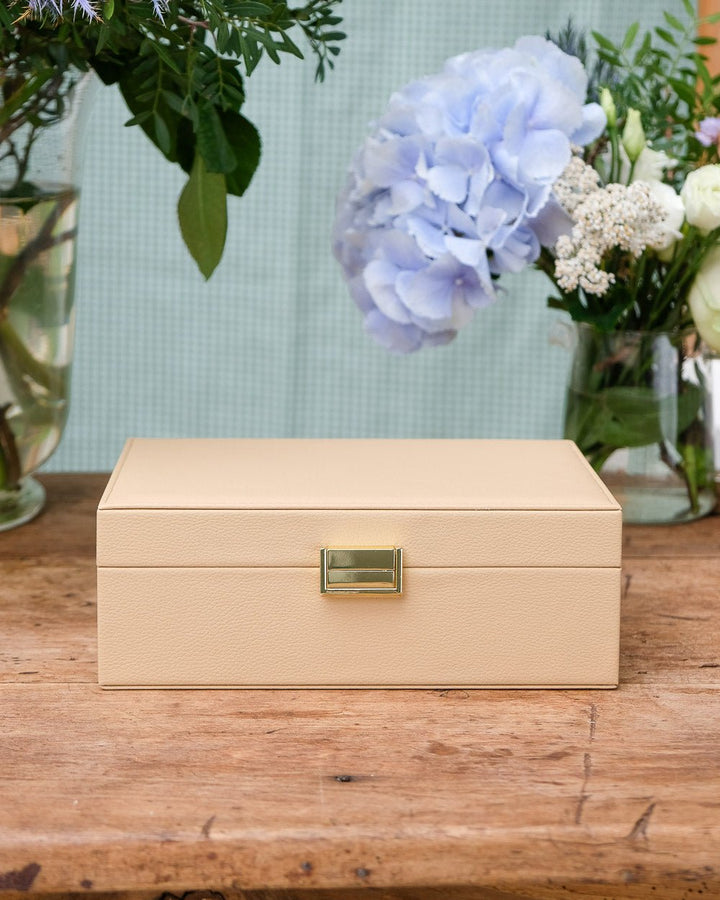 Louise leather jewelry box