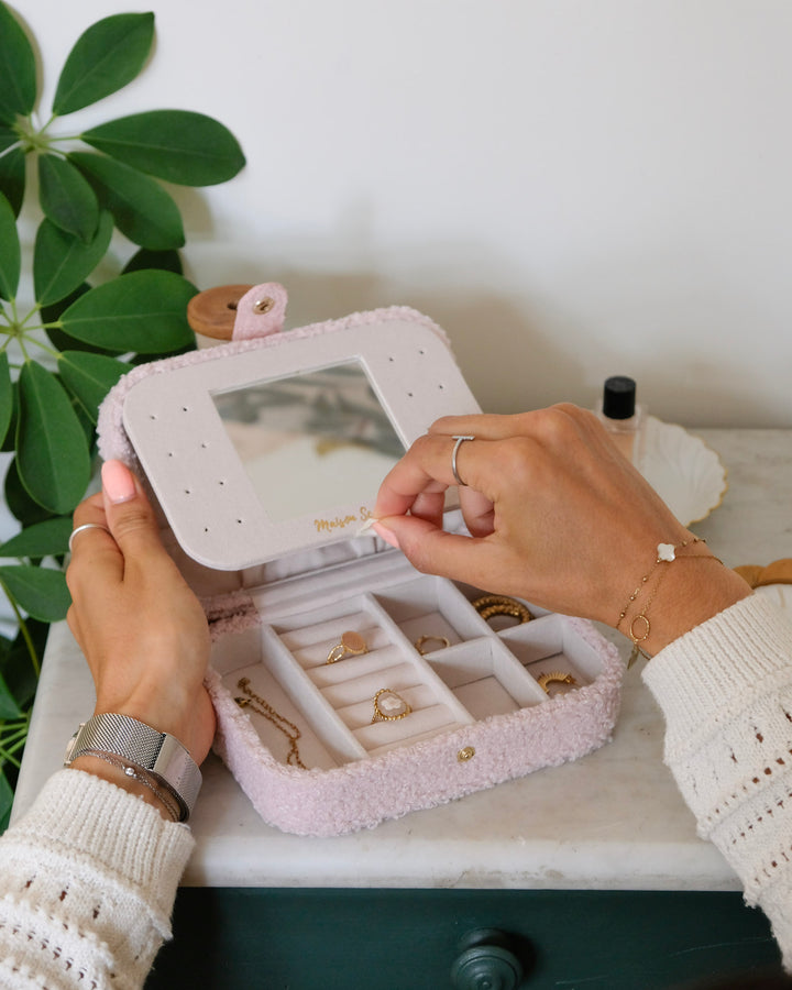 Brigitte Reiseschmuckkästchen aus Schaffell