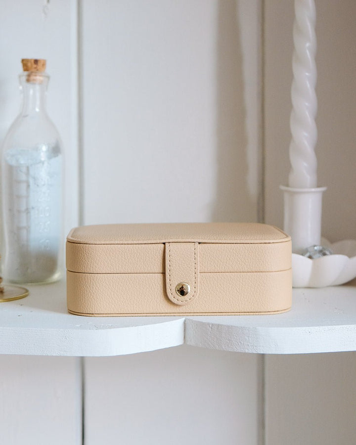 Brigitte leather travel jewelry box