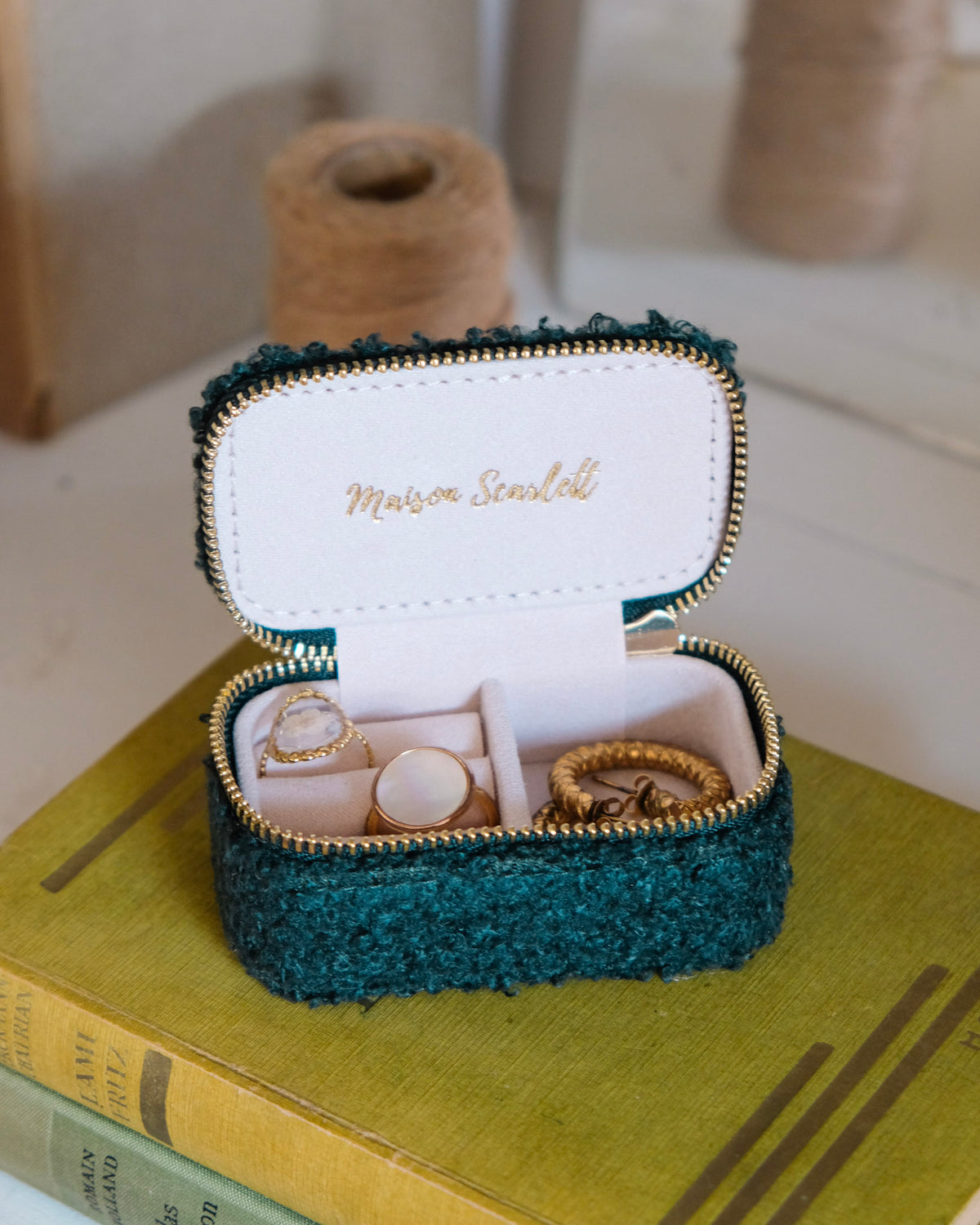 Mini boîte à bijoux de voyage Marie en moumoute - outlet