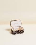 Mini boîte à bijoux de voyage Marie en velours léopard