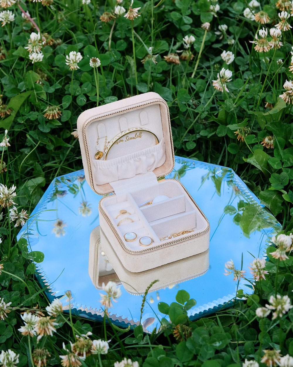 Corinne velvet travel jewelry box