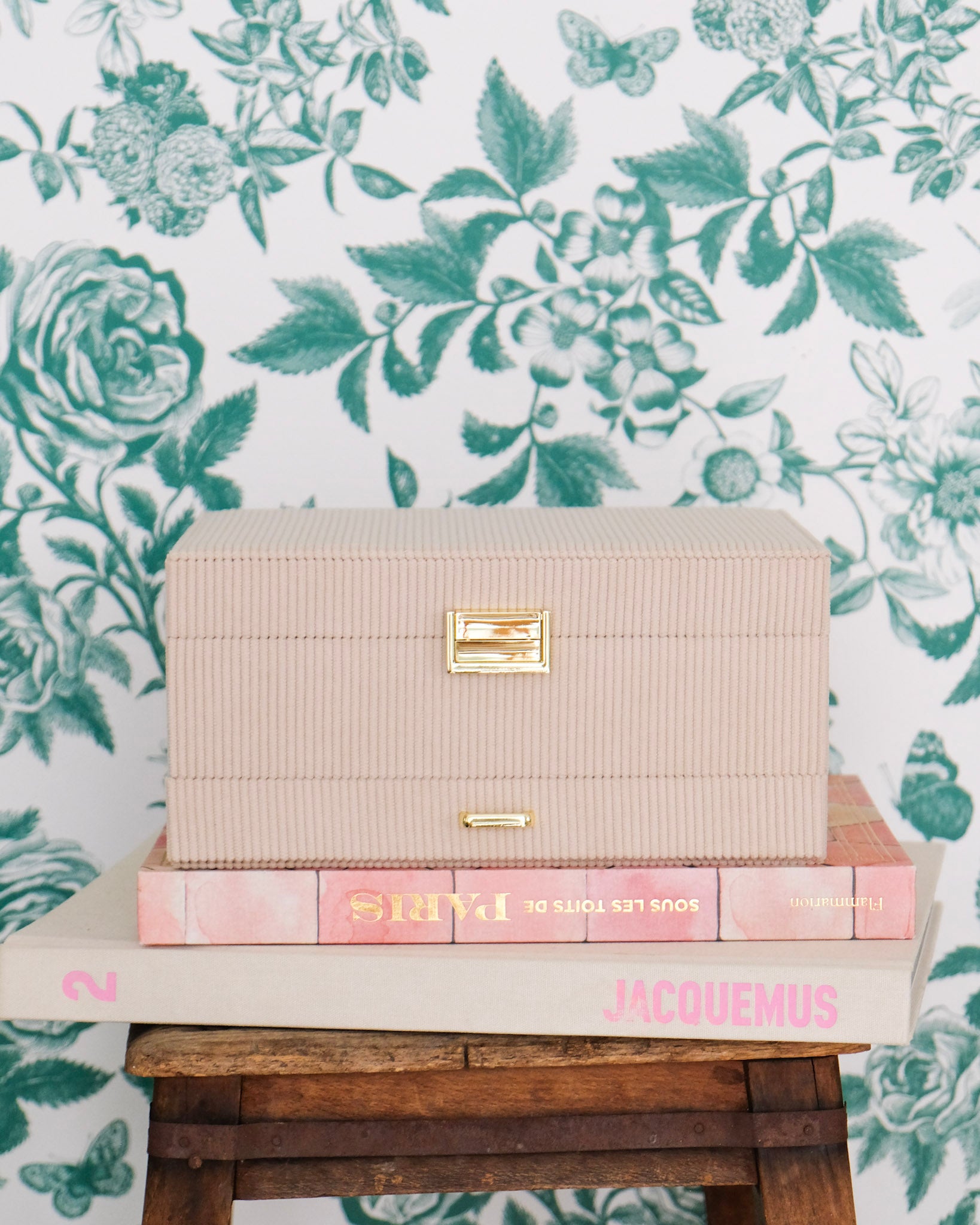 Denise corduroy jewelry box