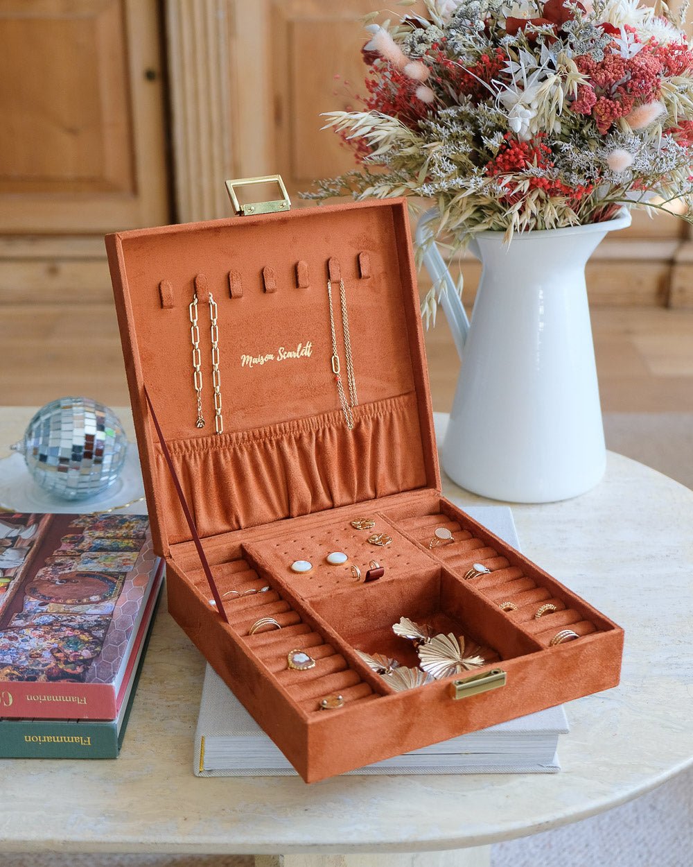 Anne velvet jewelry box