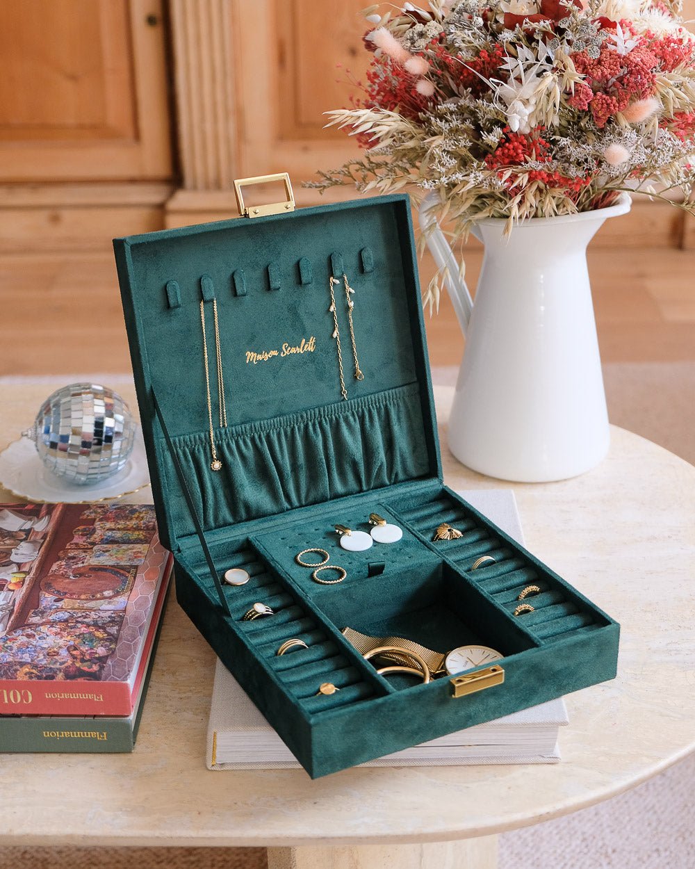 Anne velvet jewelry box