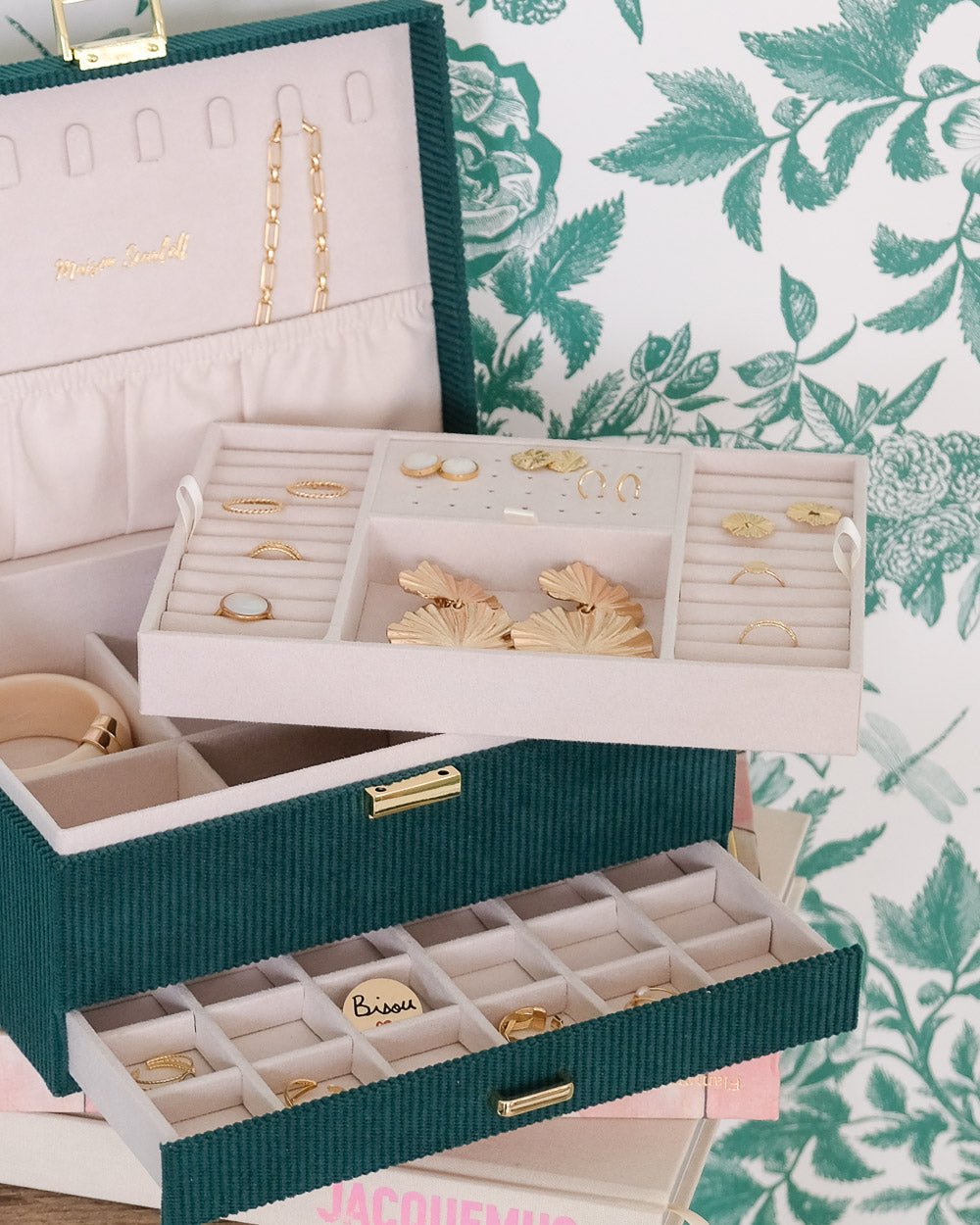 Denise corduroy jewelry box
