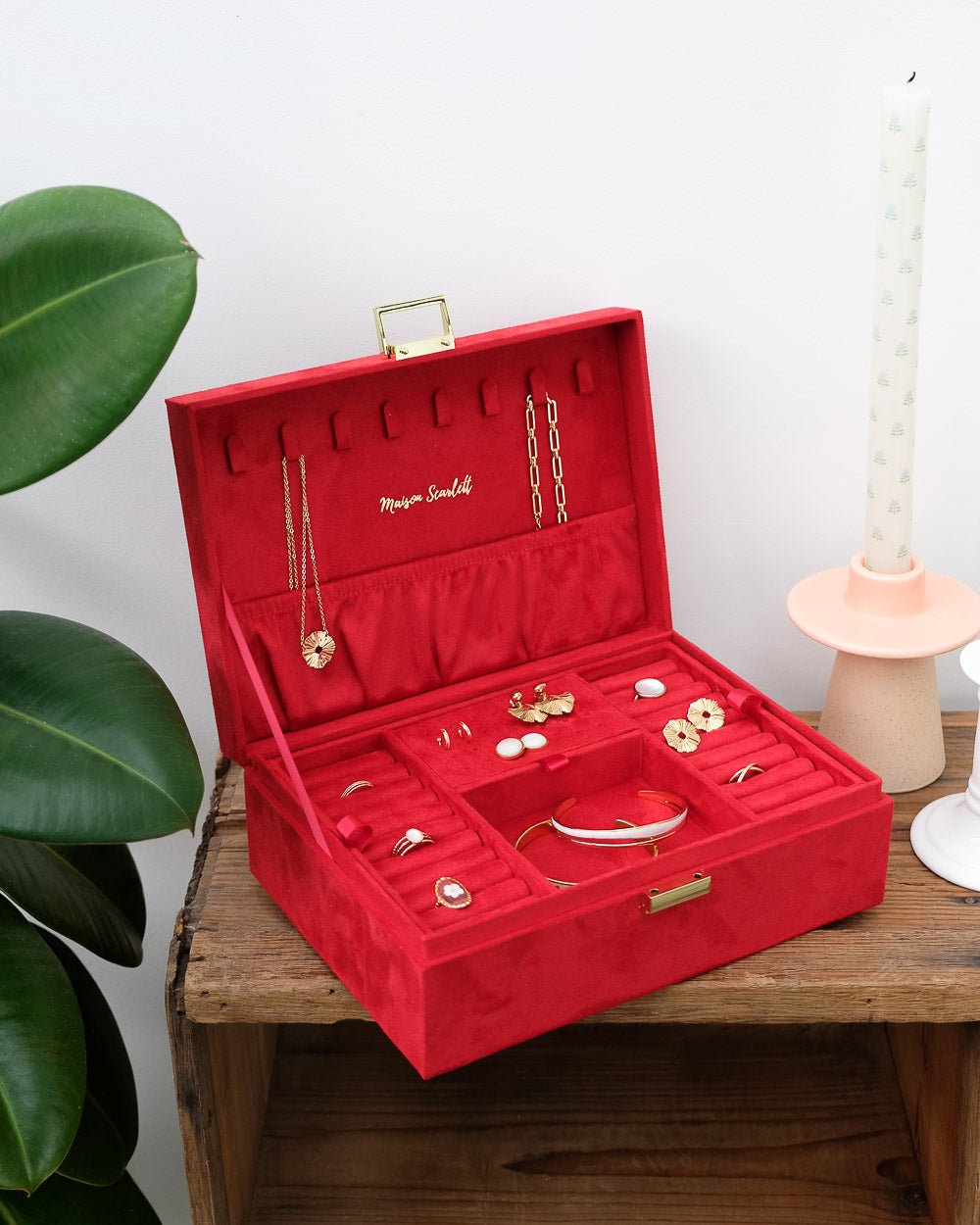 Louise velvet jewelry box