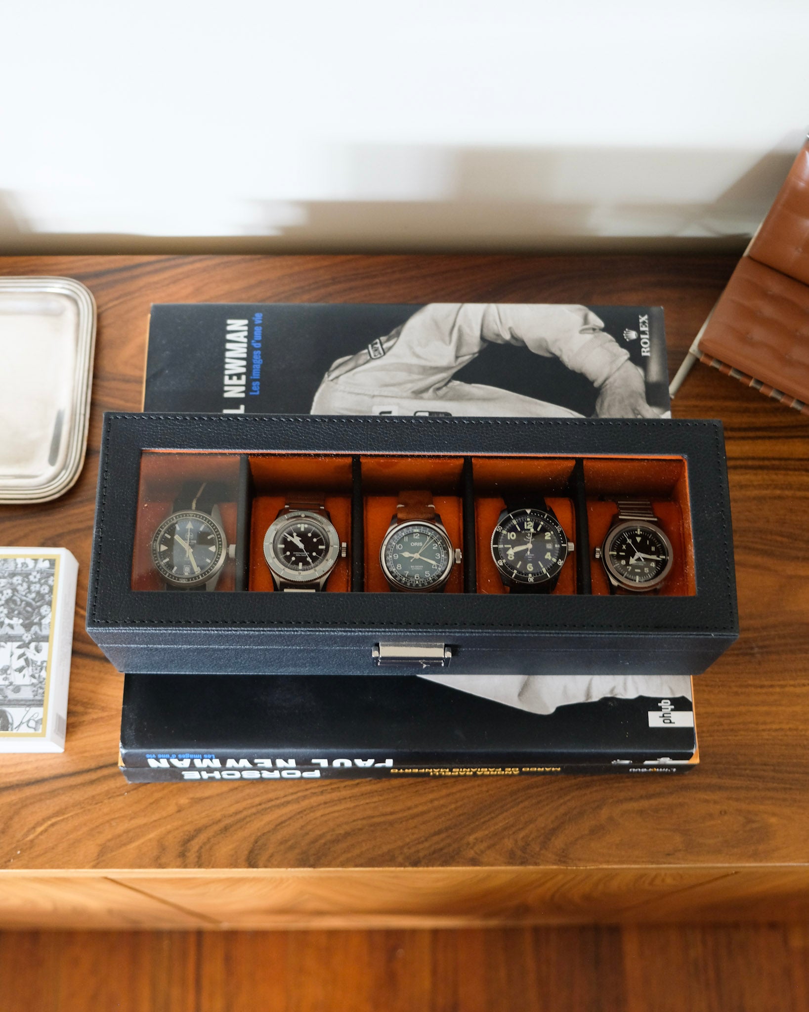 boite à montres pour 5 montres noir avec intérieur orange