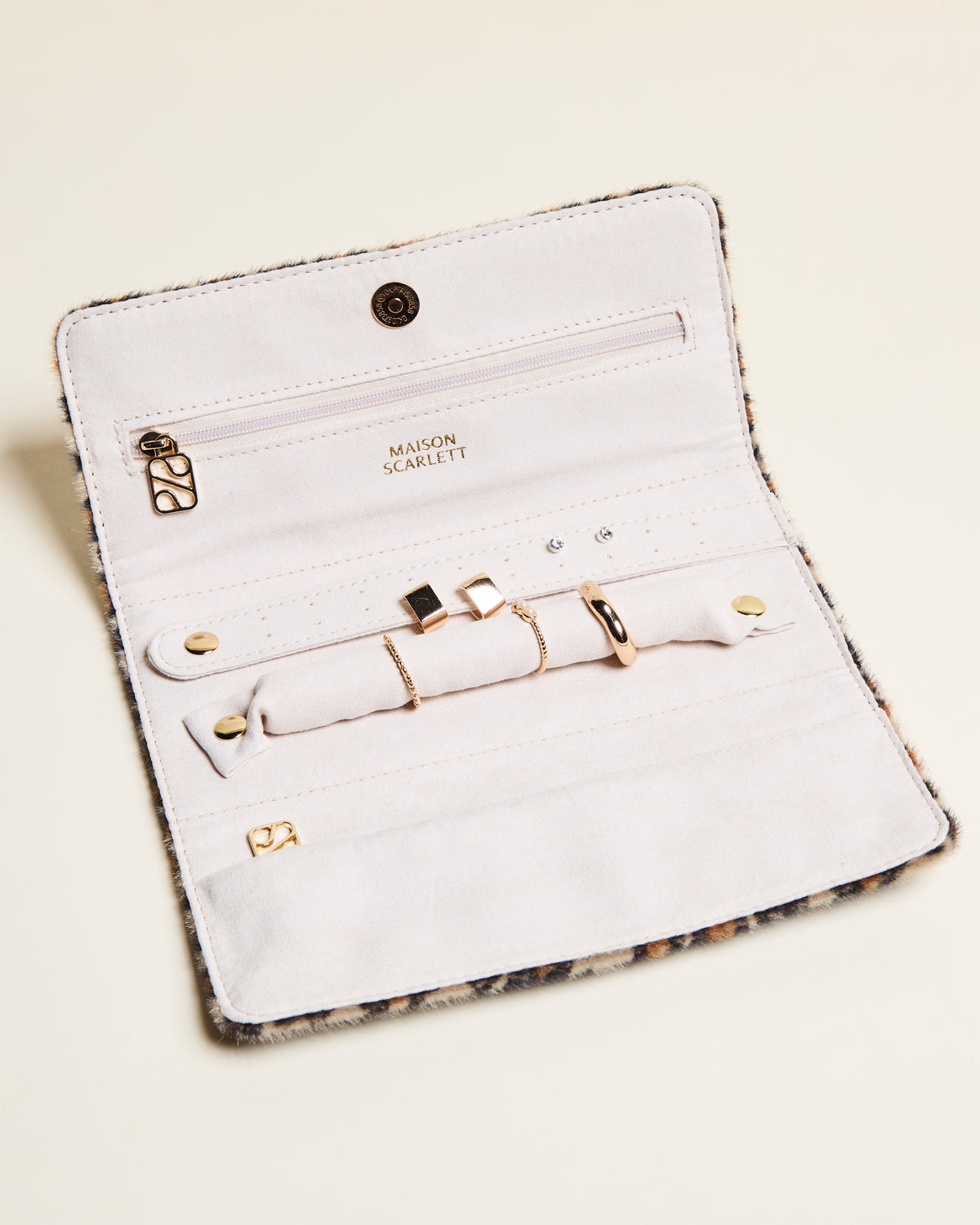 Pochette à bijoux Catherine en velours léopard