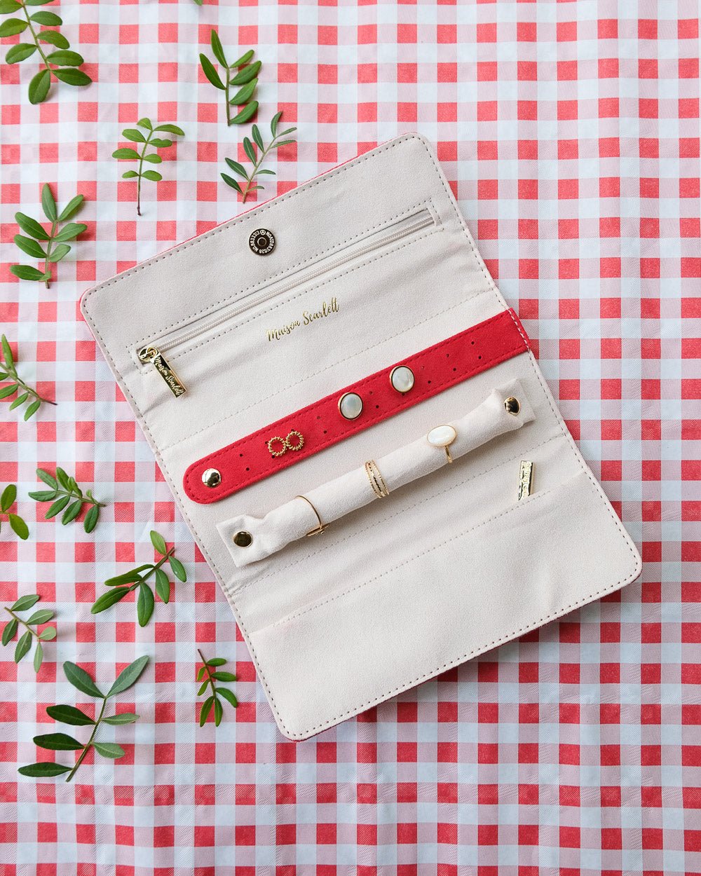 Catherine velvet travel jewelry pouch