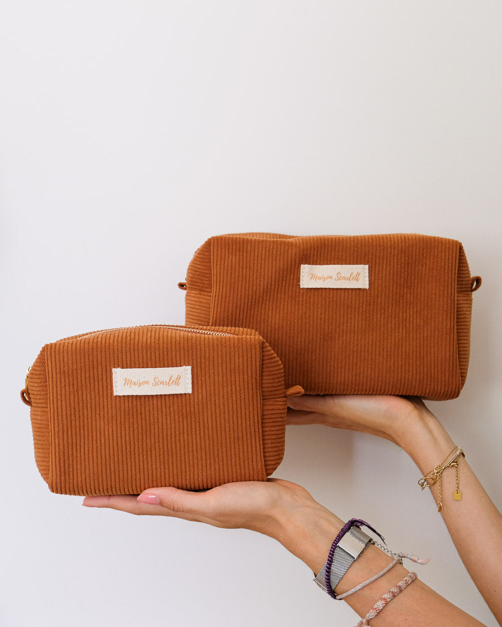 Trousse de toilette Charlotte en velours côtelé - outlet