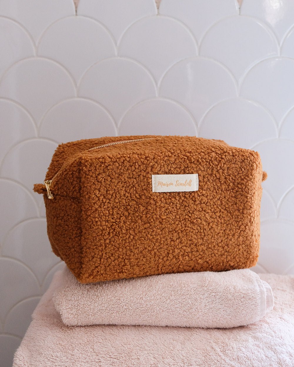 Trousse de toilette Charlotte en moumoute - outlet