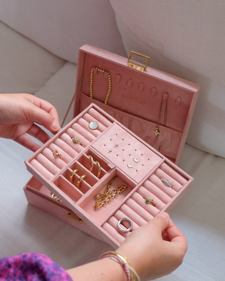 Louise velvet jewelry box